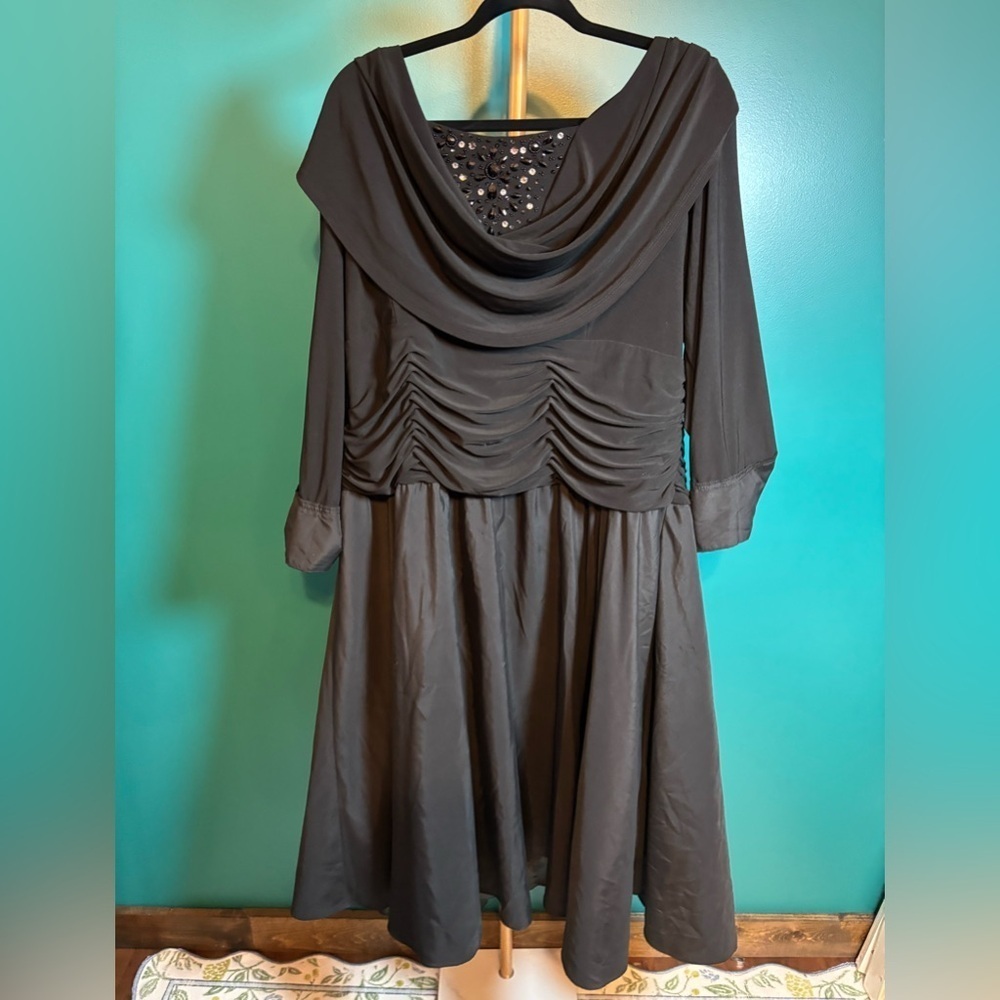 Jessica Howard Black Cowl Neck Cocktail Dress
